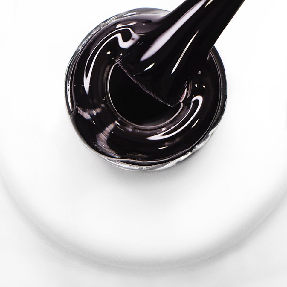 Gargalo e pincel a mostrar a cor