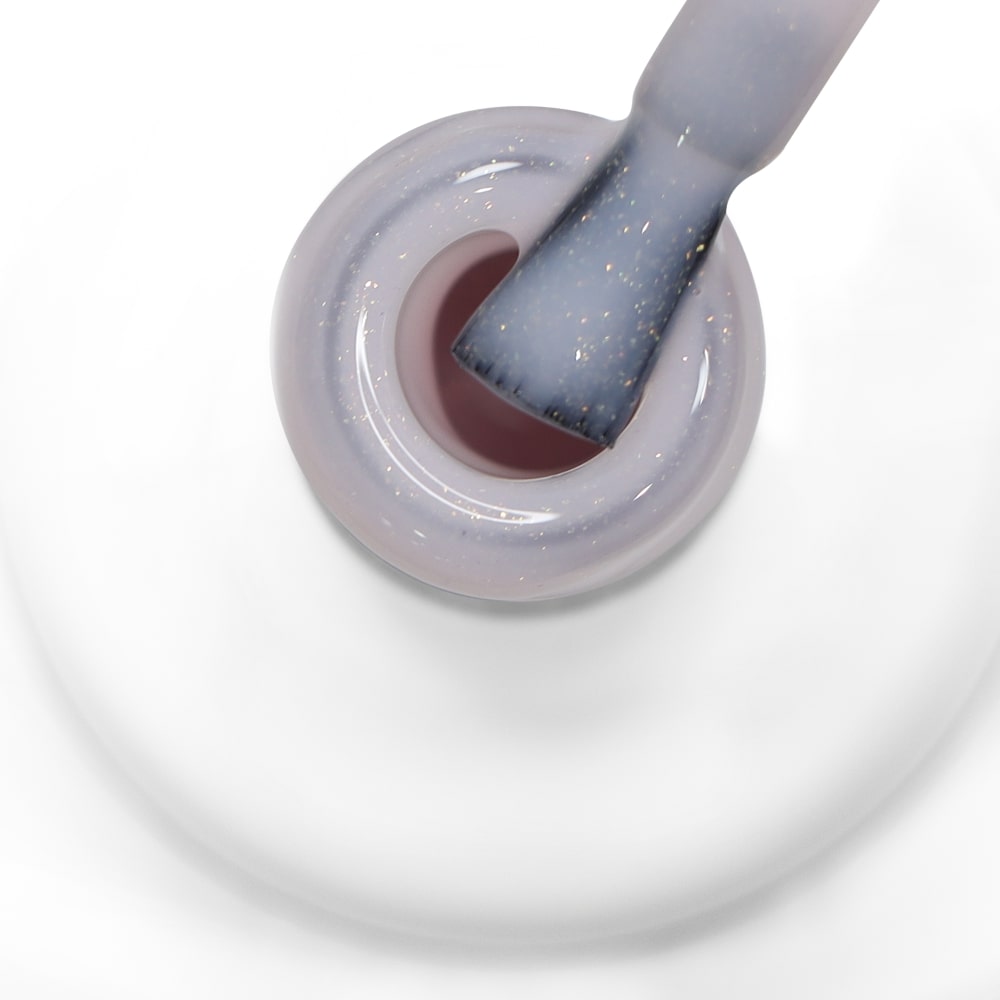 Gargalo e pincel a mostrar a cor