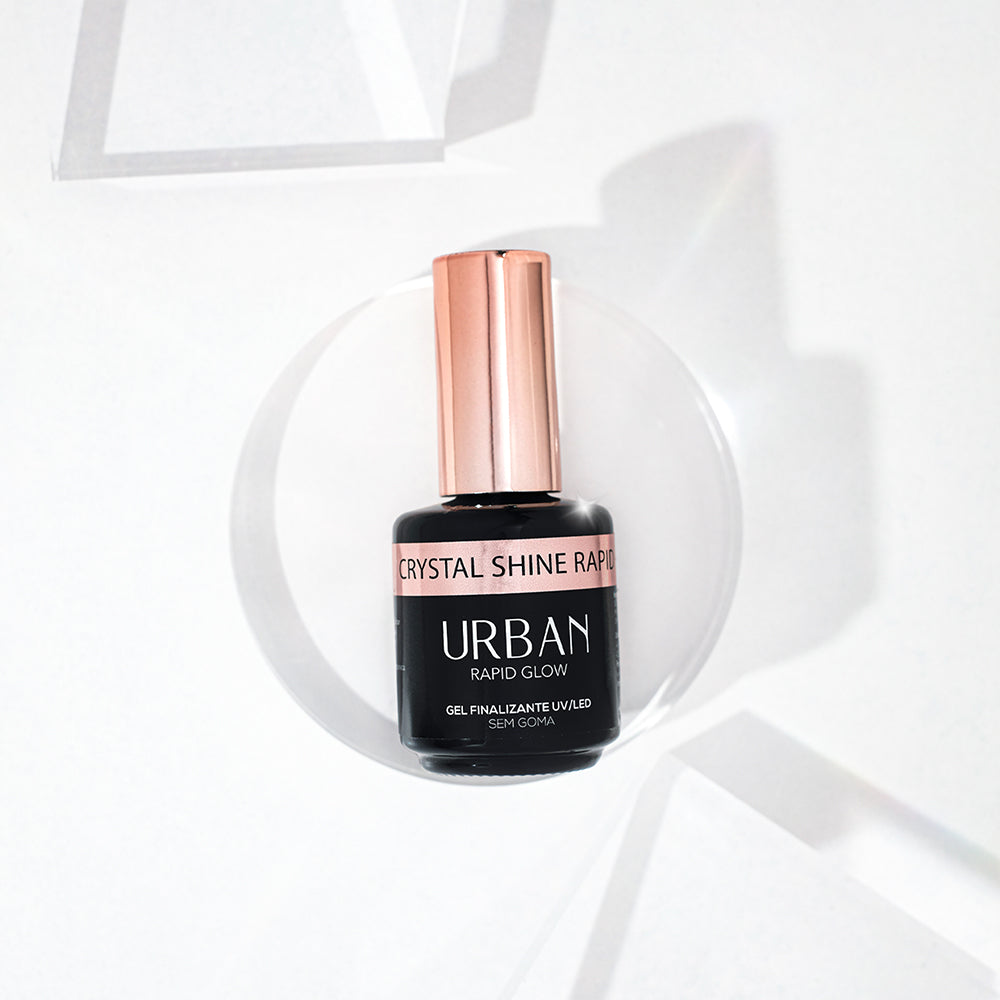 Frasco preto com tampa dourada, gel finalizante sem goma