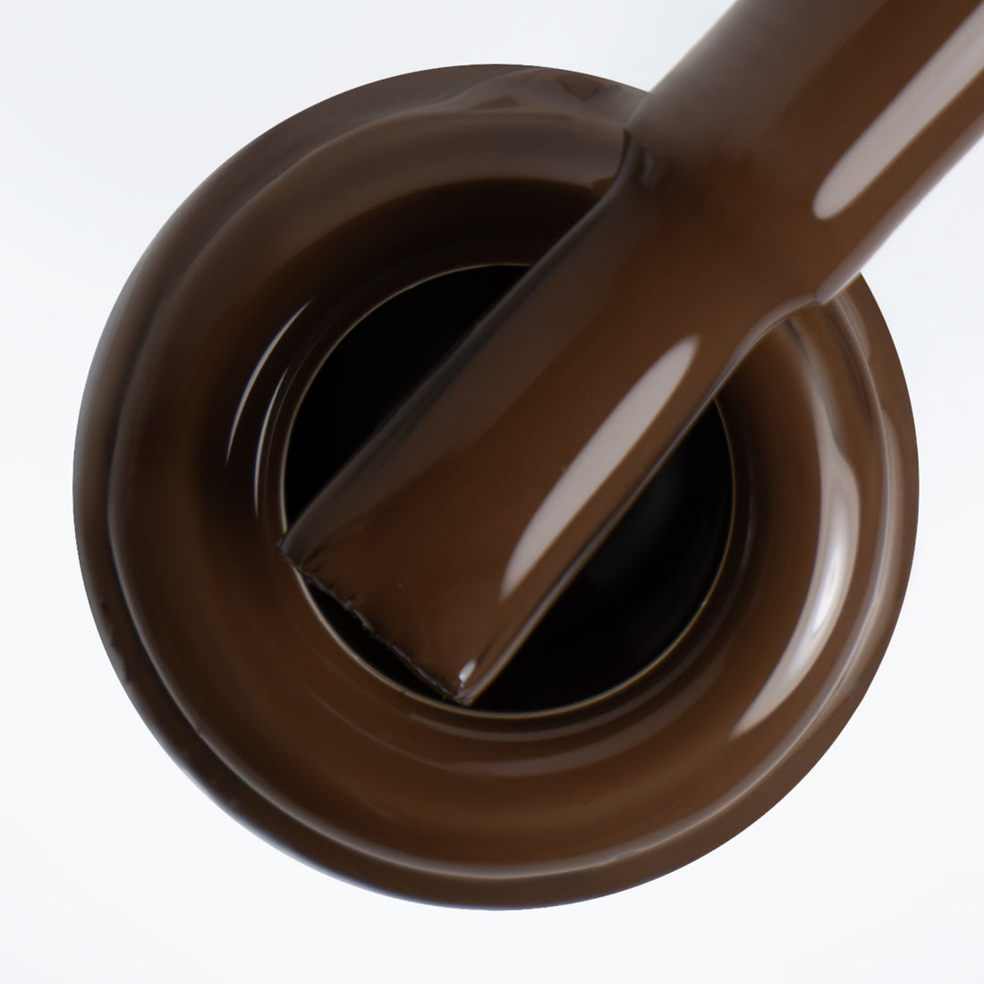 Gargalo e pincel a demonstrar a cor