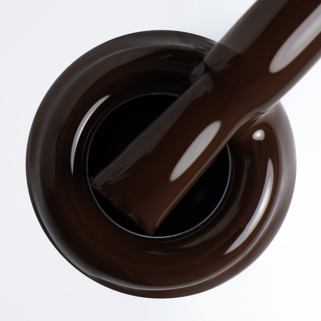 Gargalo e pincel a demonstrar a cor
