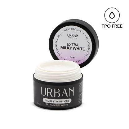 Boião preto aberto a mostrar o produto